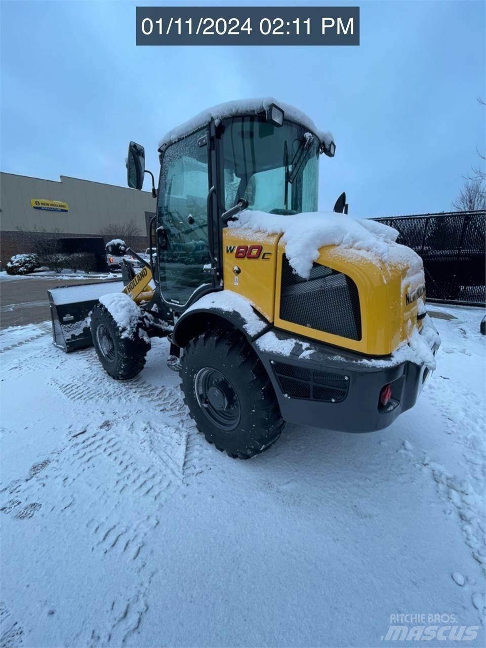 New Holland W80C Фронтальні навантажувачі