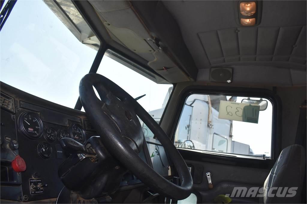Peterbilt 340 Самоскиди