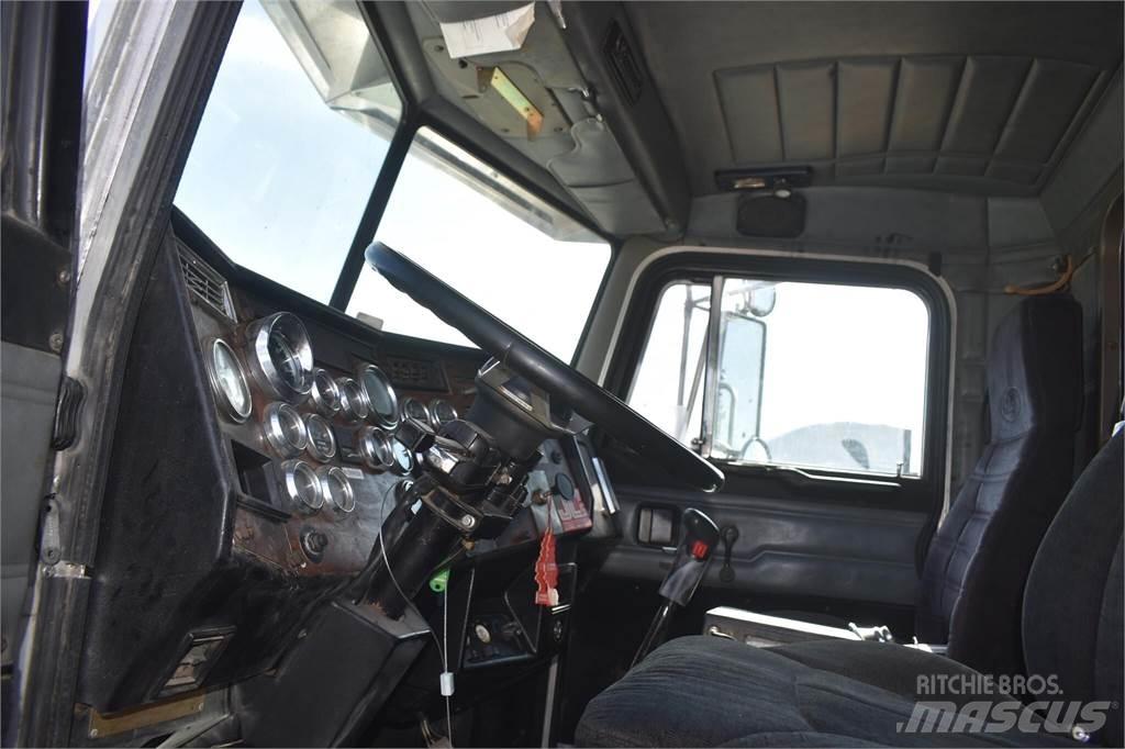 Peterbilt 379EXHD Самоскиди