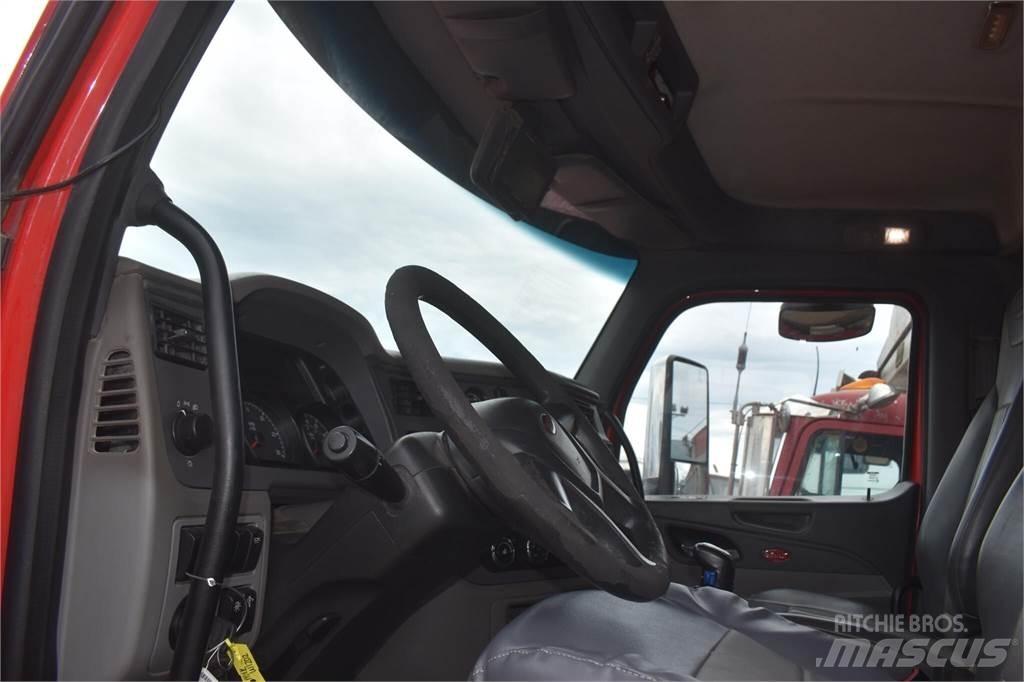 Peterbilt 567 Самоскиди