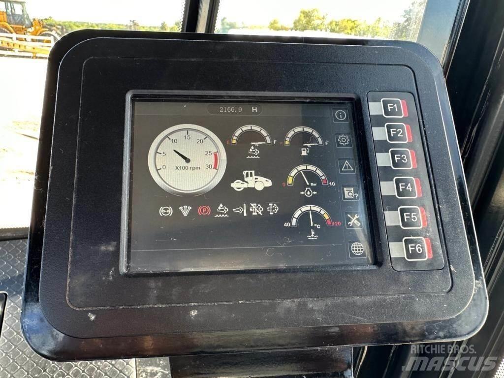 Sany SSR120C-8 Котки тротуарні