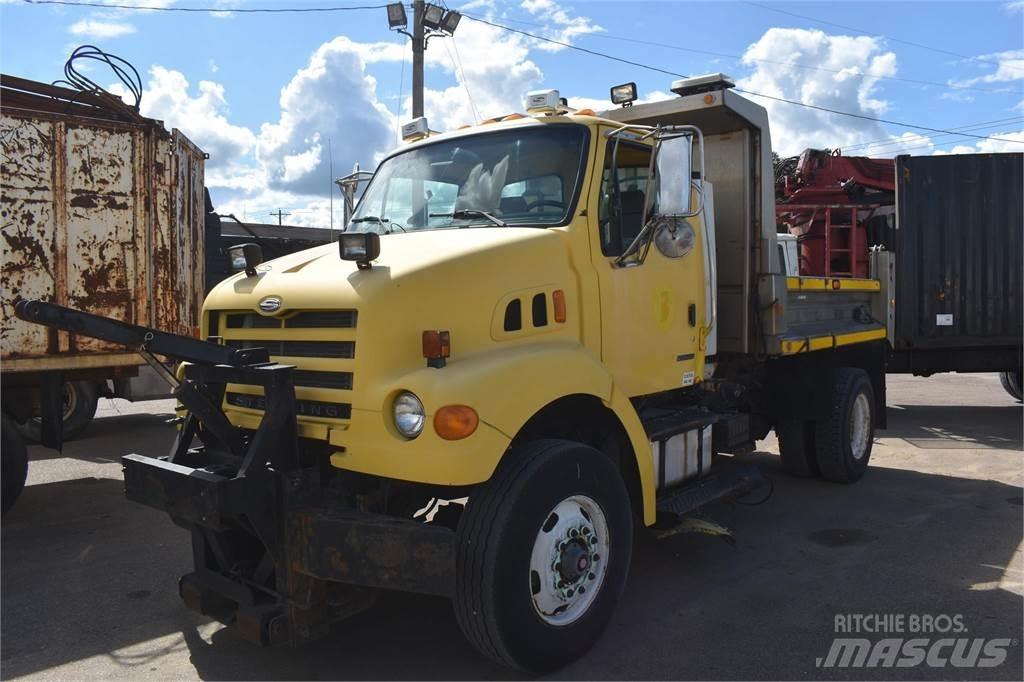 Sterling L7500 Самоскиди