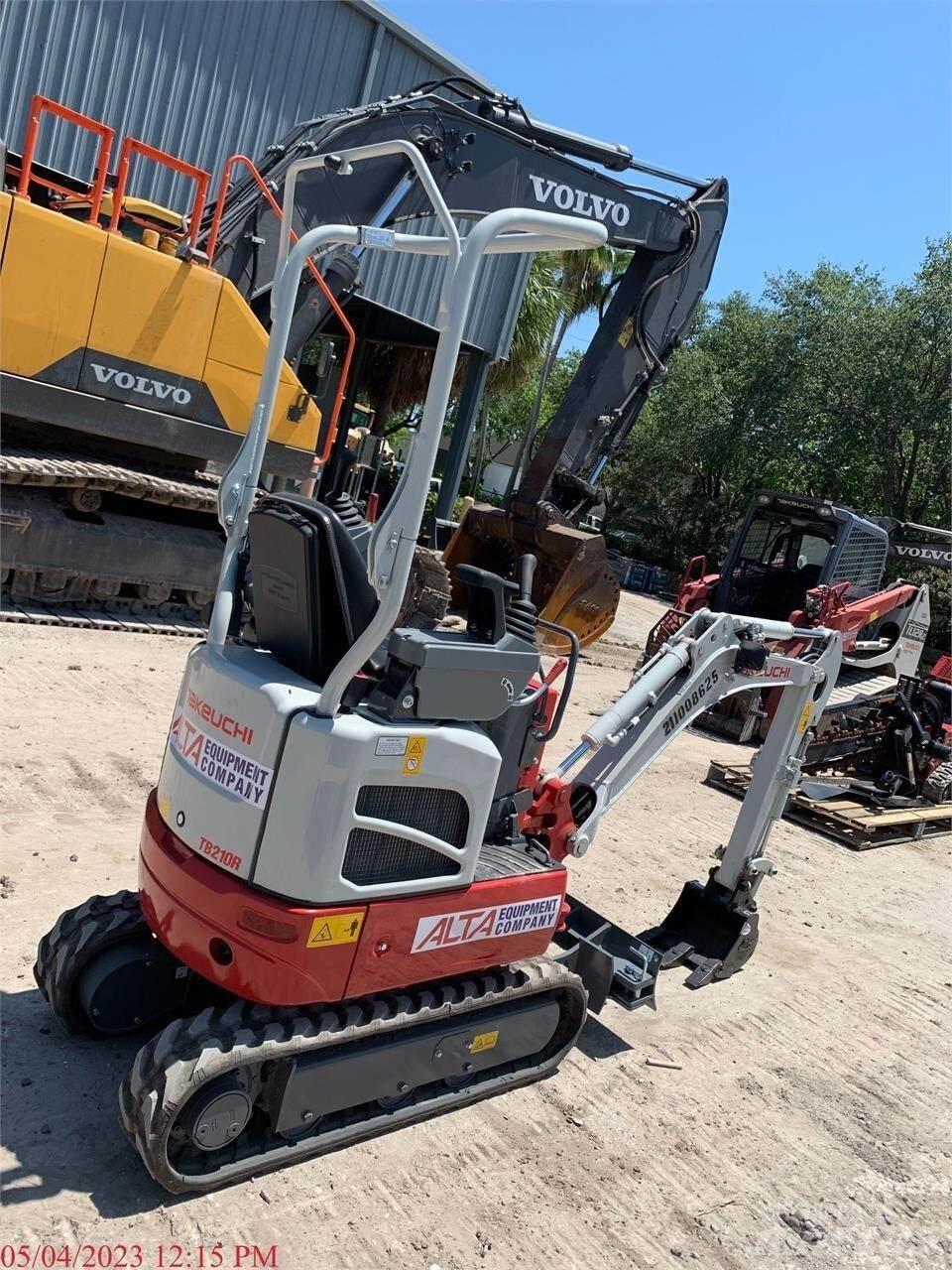 Takeuchi TB210R Міні-екскаватори < 7т