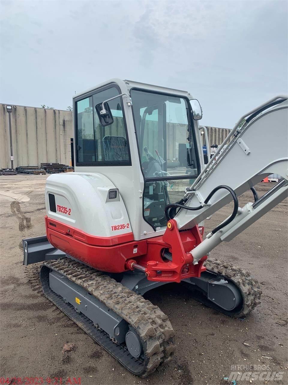 Takeuchi TB235-2 Міні-екскаватори < 7т