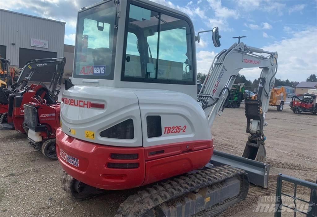Takeuchi TB235-2 Міні-екскаватори < 7т