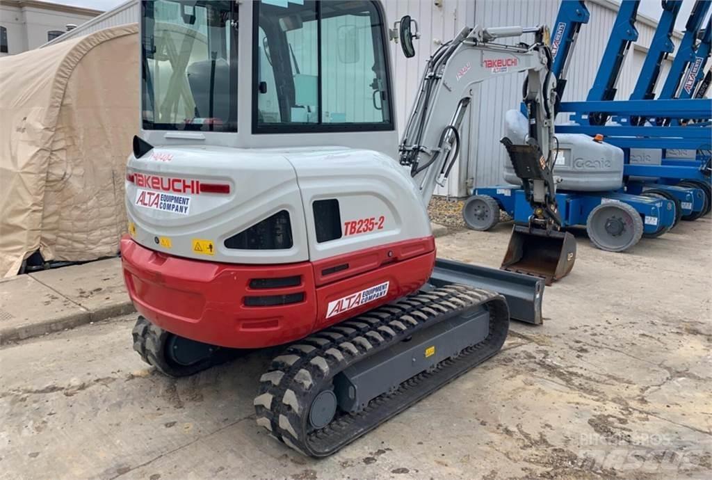 Takeuchi TB235-2 Міні-екскаватори < 7т