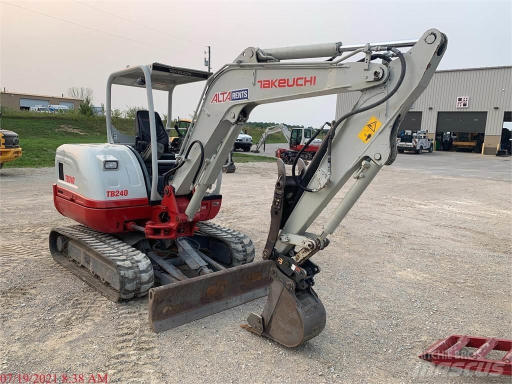 Takeuchi TB240 Міні-екскаватори < 7т