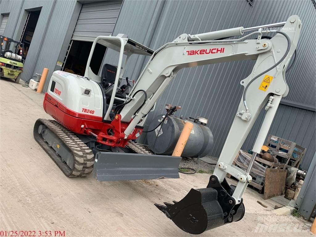 Takeuchi TB240 Міні-екскаватори < 7т