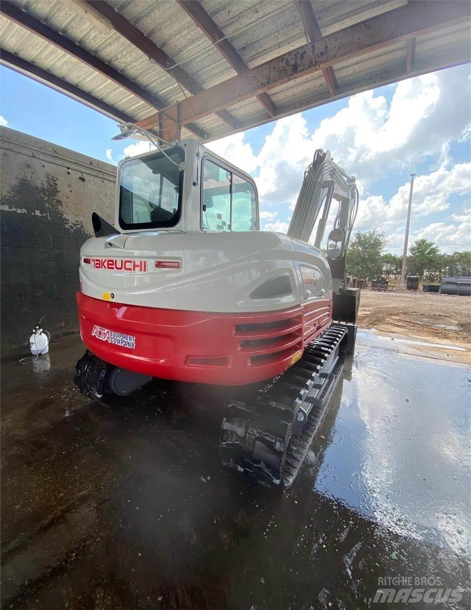 Takeuchi TB290 Гусеничні екскаватори