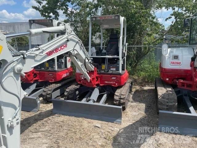Takeuchi TB335R Міні-екскаватори < 7т