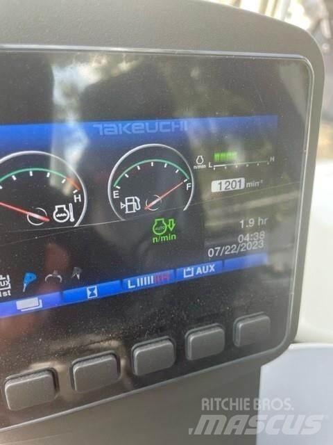 Takeuchi TB335R Міні-екскаватори < 7т