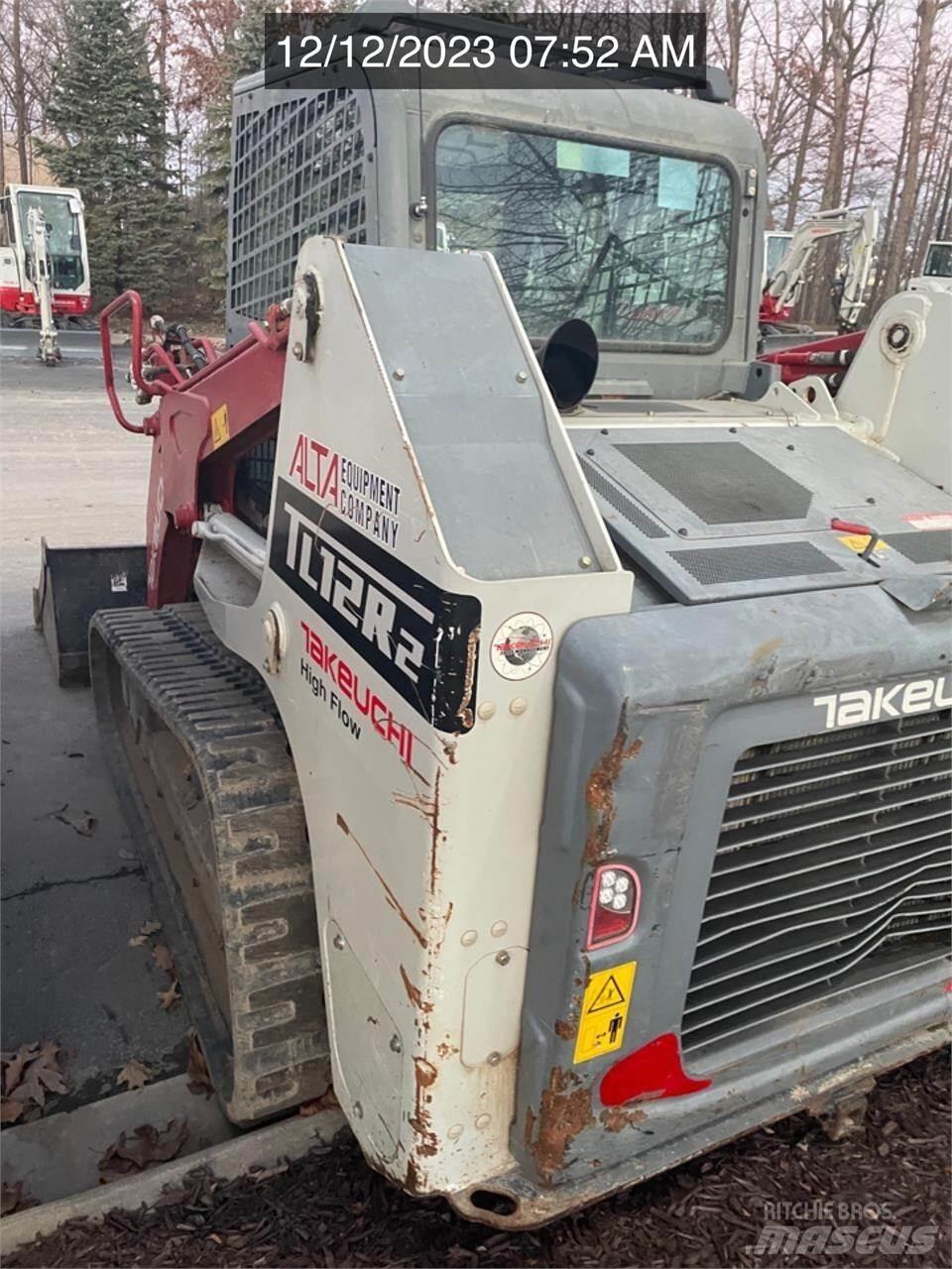 Takeuchi TL12R2 Міні-навантажувачі