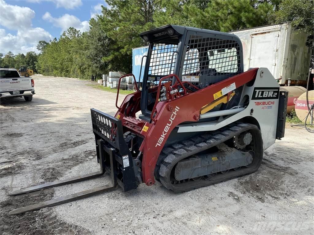Takeuchi TL8R2 Міні-навантажувачі