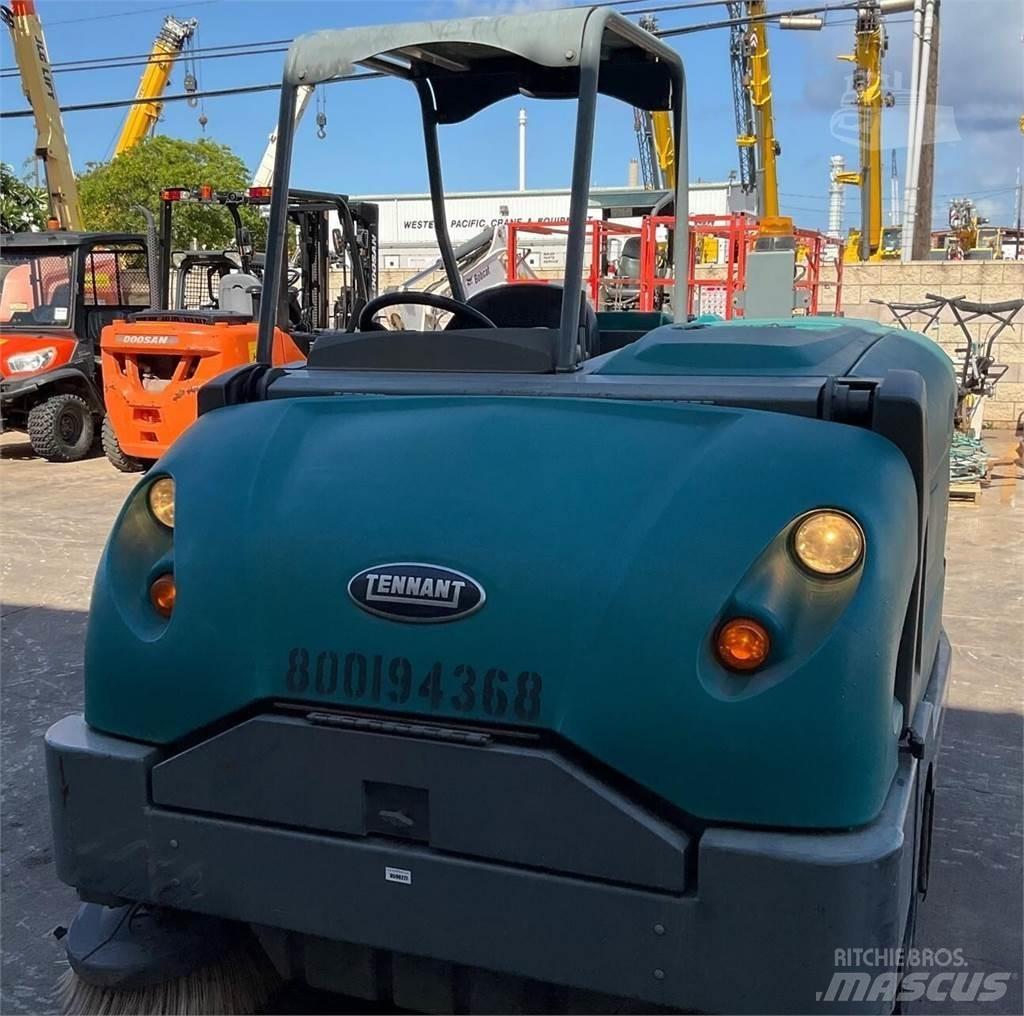 Tennant S30 Підмітальні машини