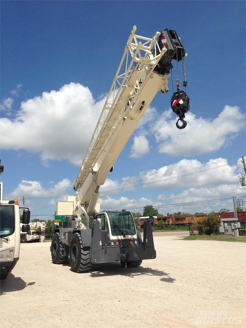 Terex CD225 автокрани всюдиходи