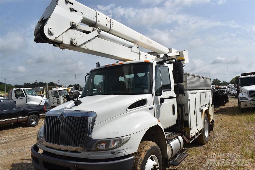 Terex HR46 Автовишки на базі вантажівки