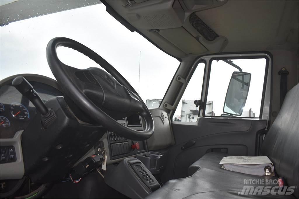 Terex HRX55 Автовишки на базі вантажівки