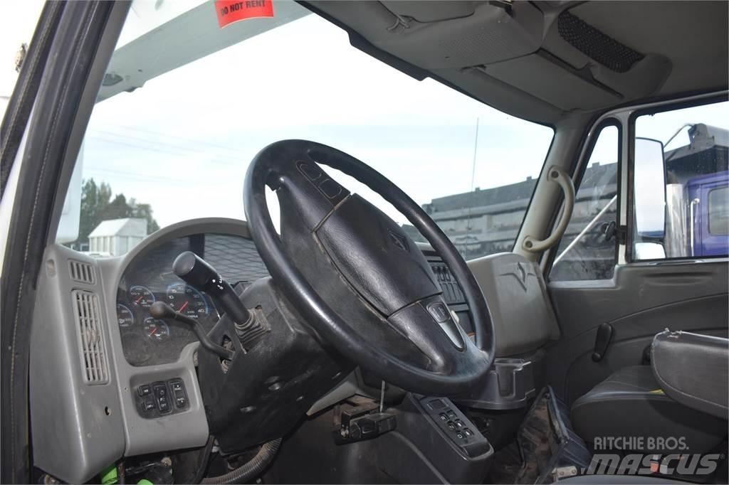 Terex HRX55 Автовишки на базі вантажівки
