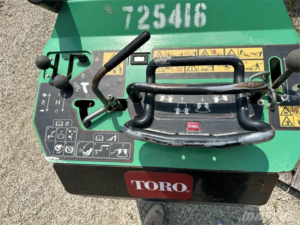 Toro TRX20 Канавокопачі