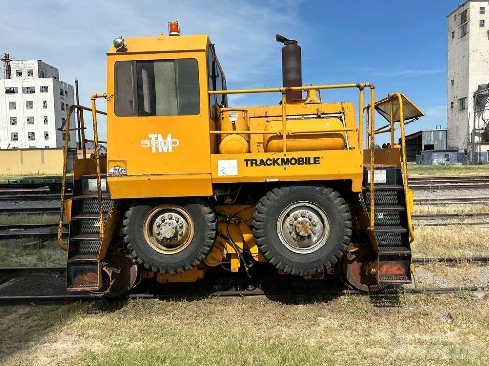  TRACKMOBILE 5500TM Будтехніка - Інші