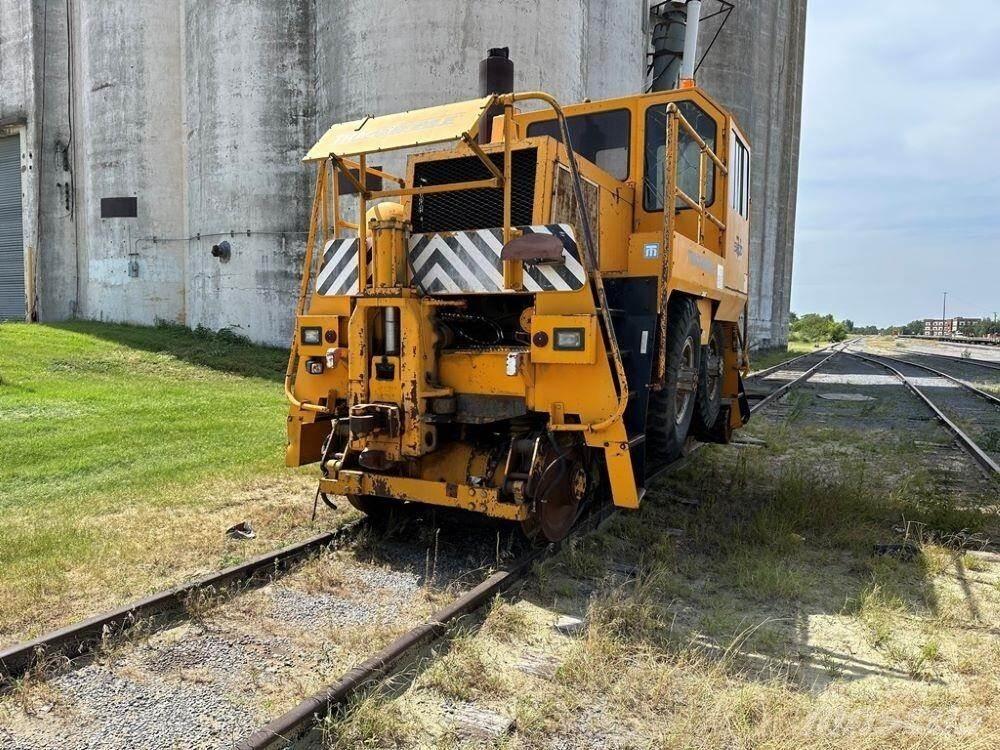  TRACKMOBILE 5500TM Будтехніка - Інші