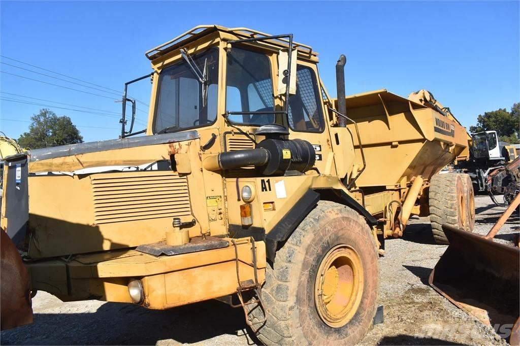 Volvo A25 Зчленовані самоскиди