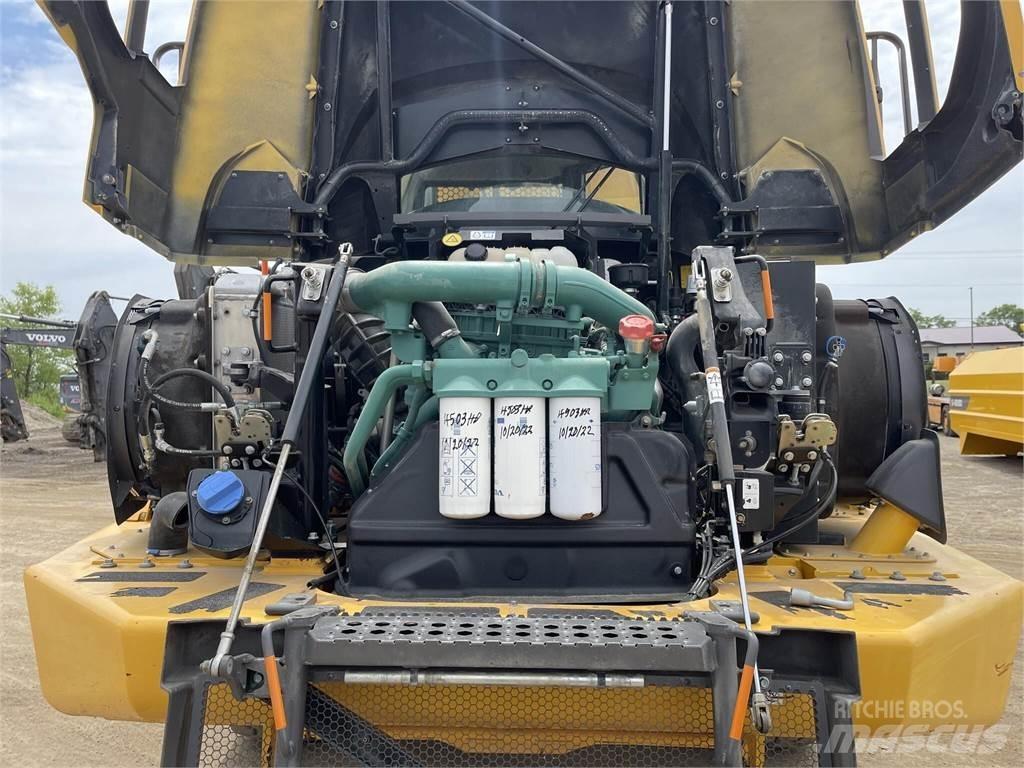 Volvo A25G Зчленовані самоскиди