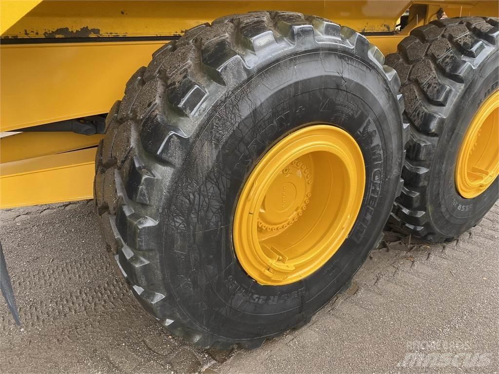 Volvo A25G Поливальні машини