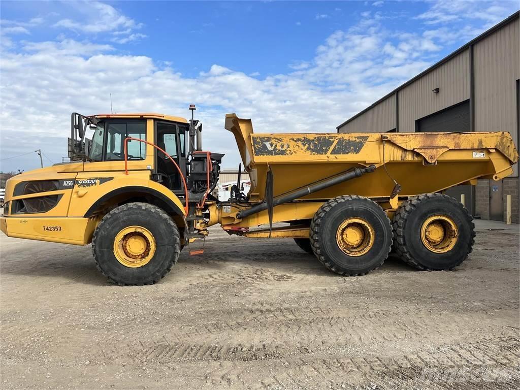 Volvo A25G Зчленовані самоскиди