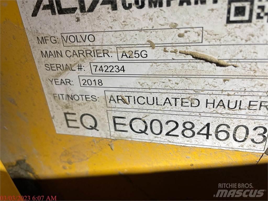 Volvo A25G Зчленовані самоскиди