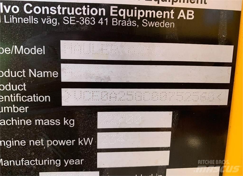 Volvo A25G Зчленовані самоскиди