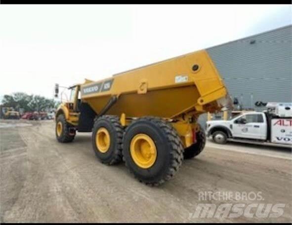 Volvo A25G Зчленовані самоскиди