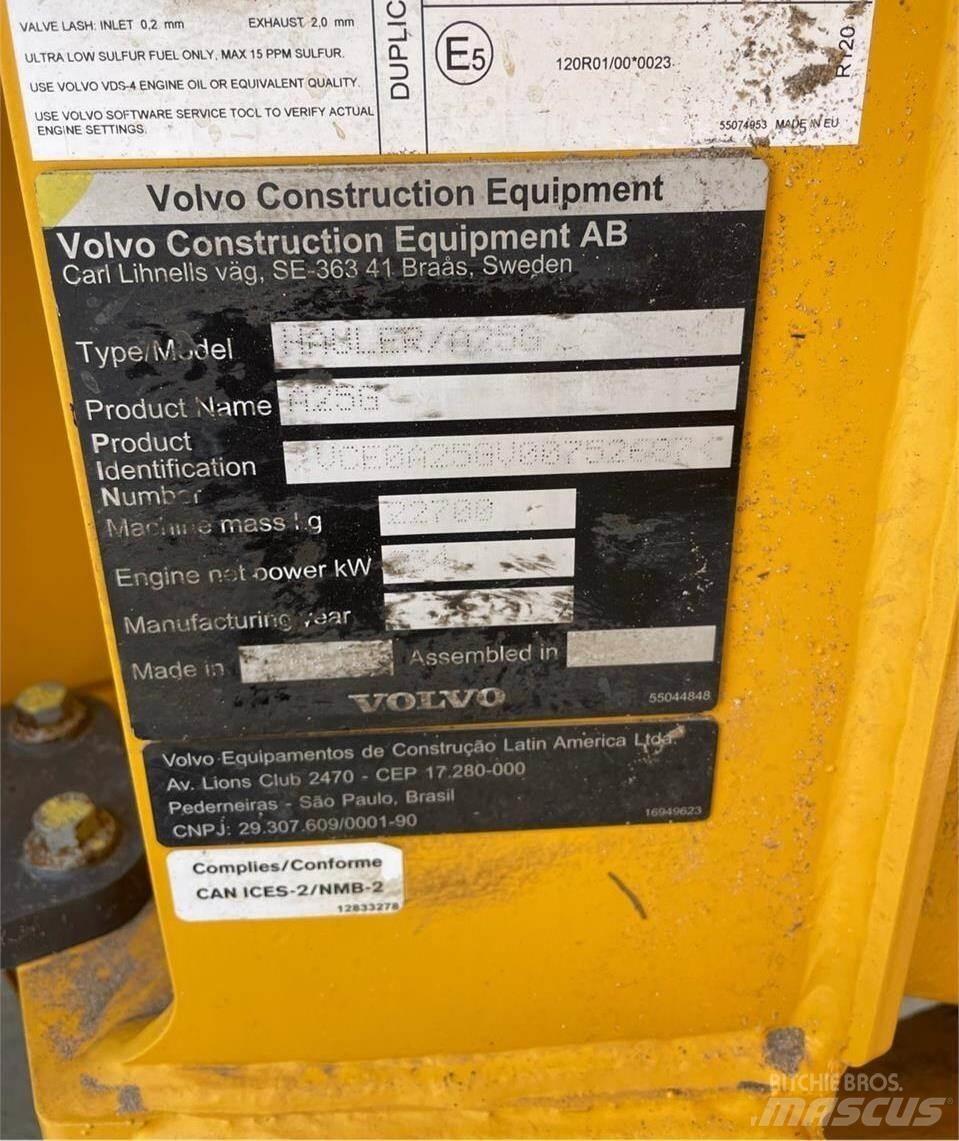 Volvo A25G Зчленовані самоскиди