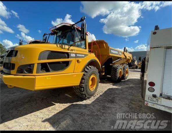 Volvo A25G Зчленовані самоскиди