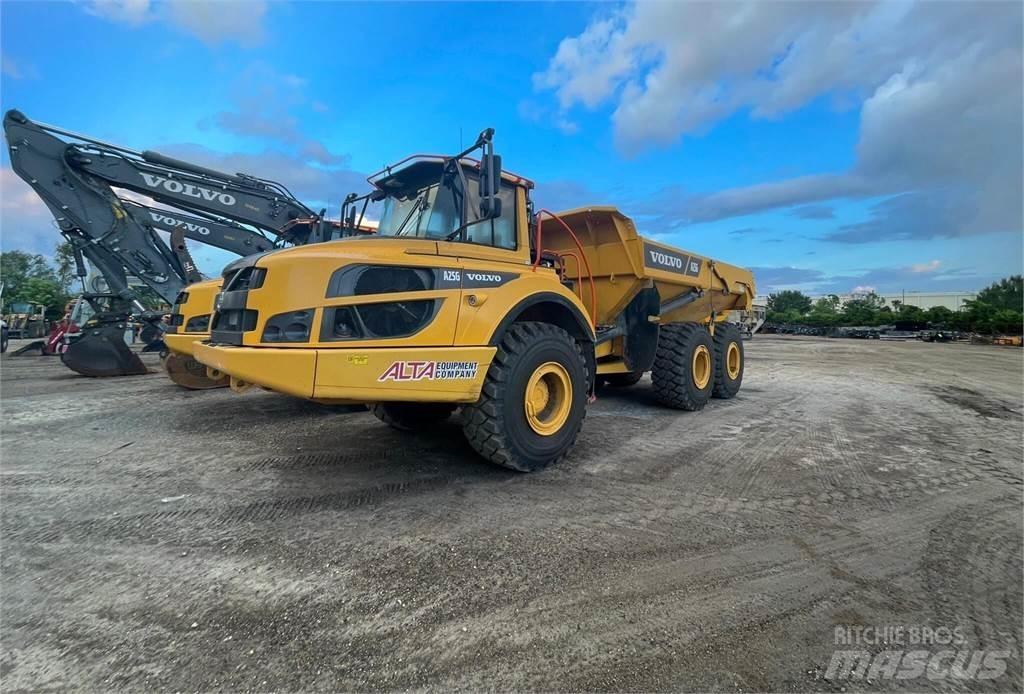 Volvo A25G Зчленовані самоскиди