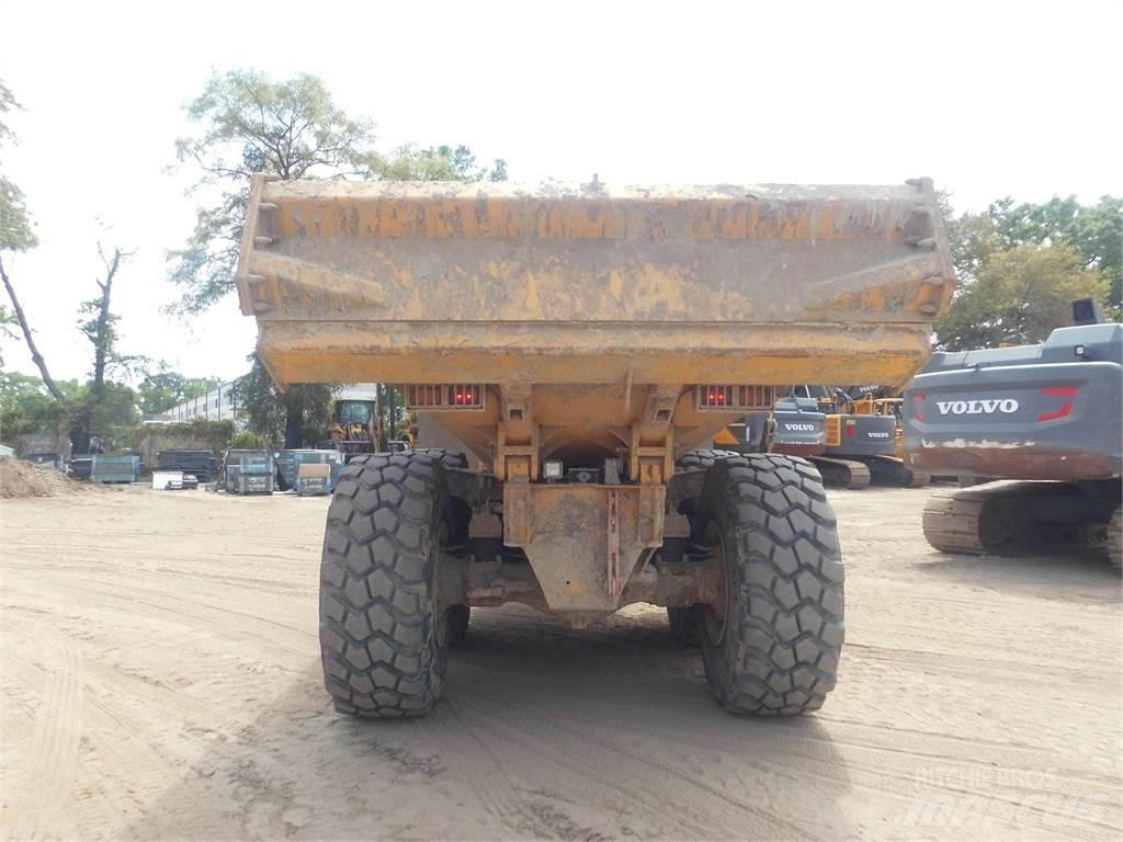 Volvo A30G Зчленовані самоскиди