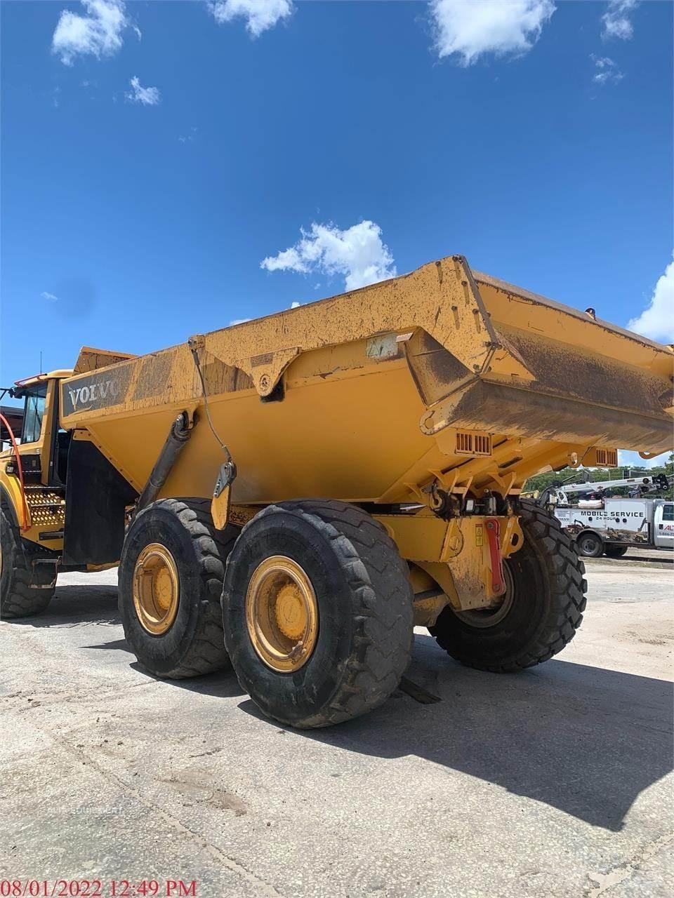 Volvo A30G Зчленовані самоскиди