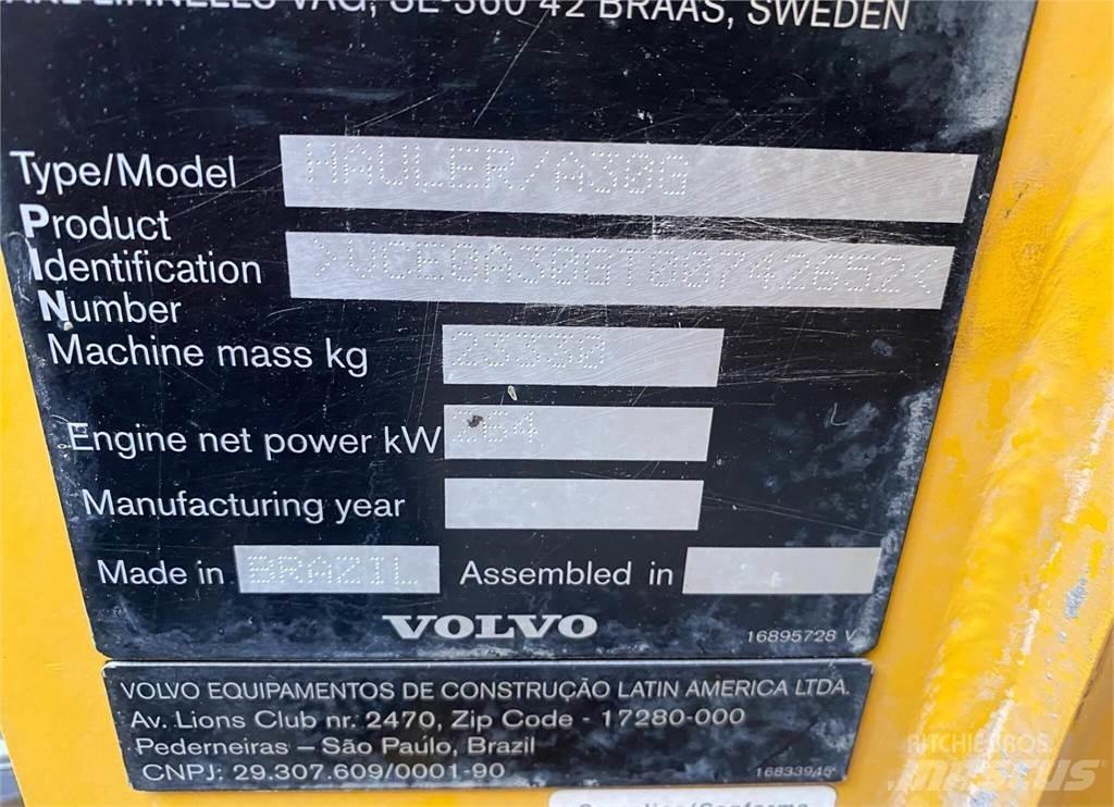 Volvo A30G Зчленовані самоскиди