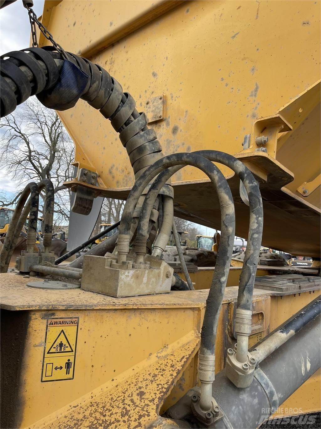 Volvo A40F Зчленовані самоскиди