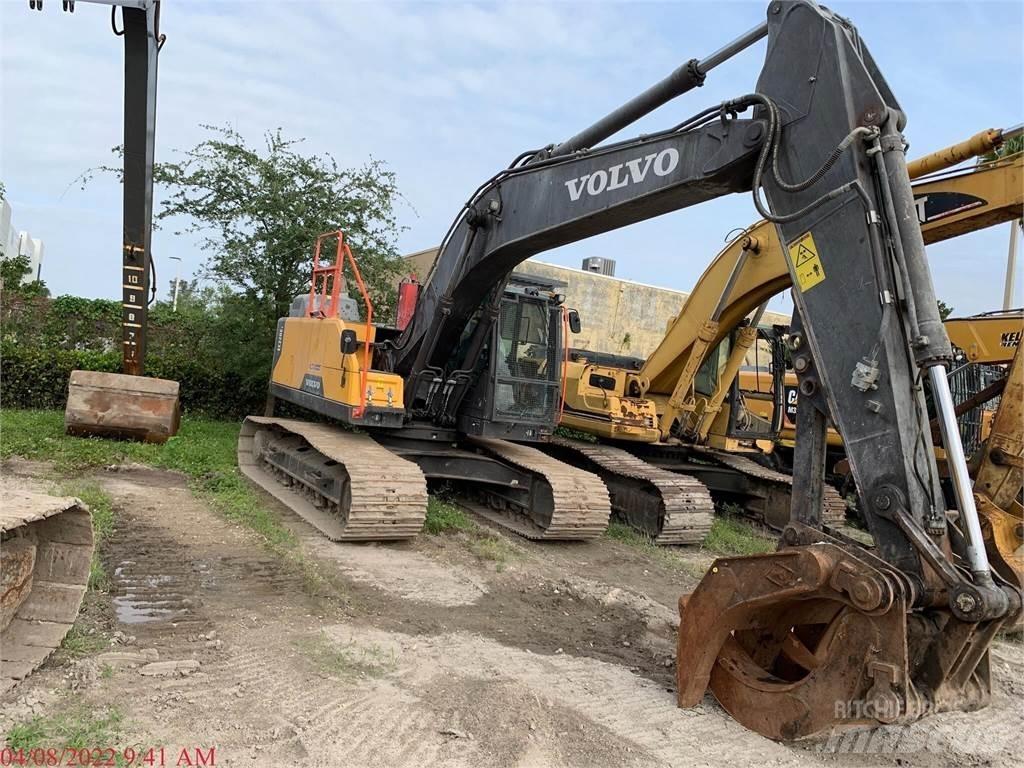 Volvo EC220EL Гусеничні екскаватори