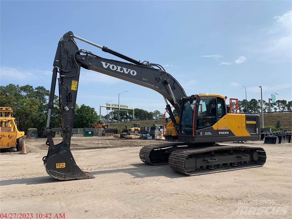 Volvo EC220EL Гусеничні екскаватори