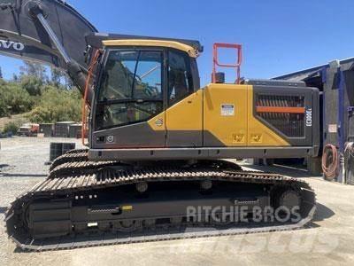 Volvo EC300EL Гусеничні екскаватори
