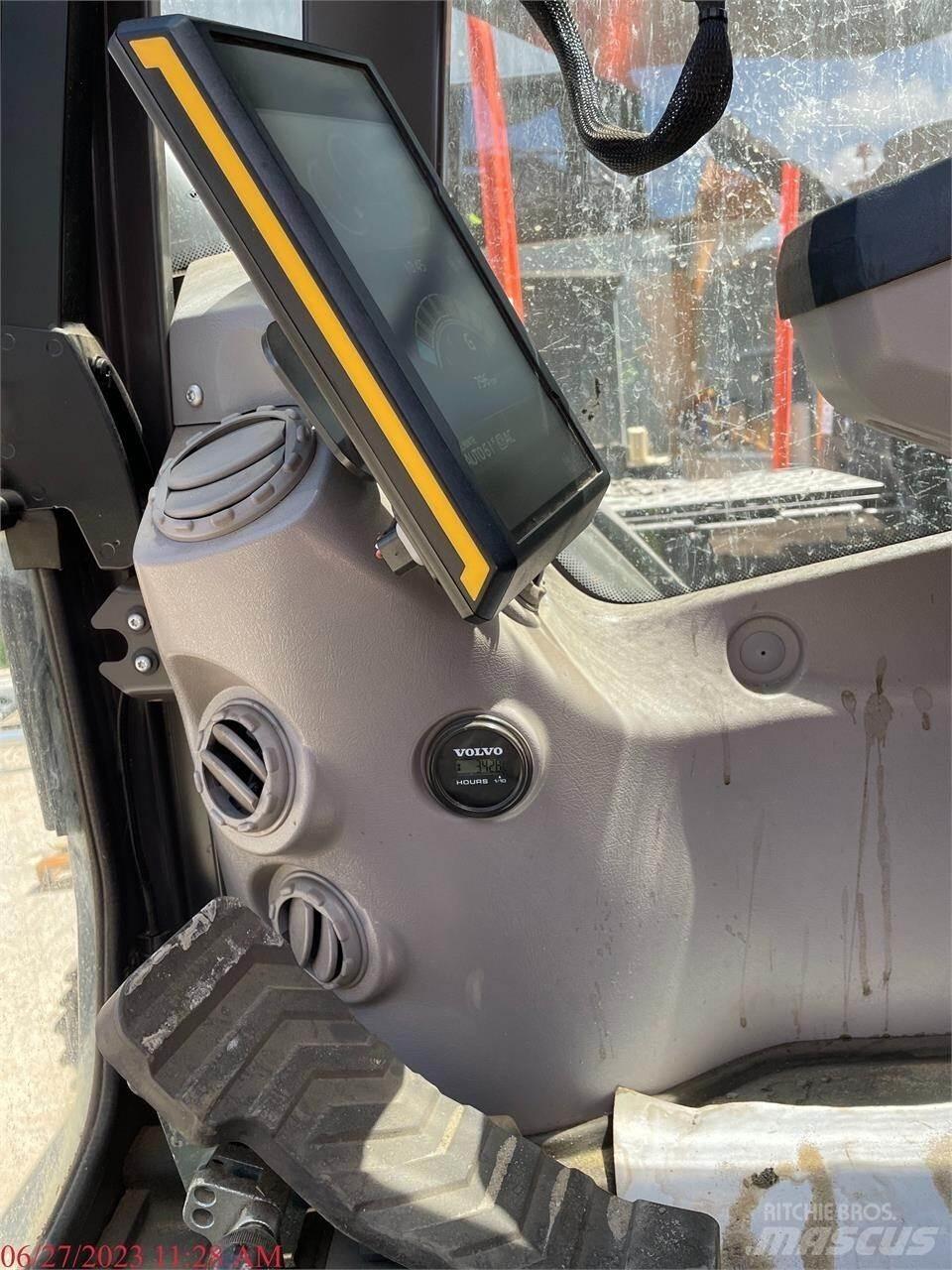 Volvo EC300EL Гусеничні екскаватори