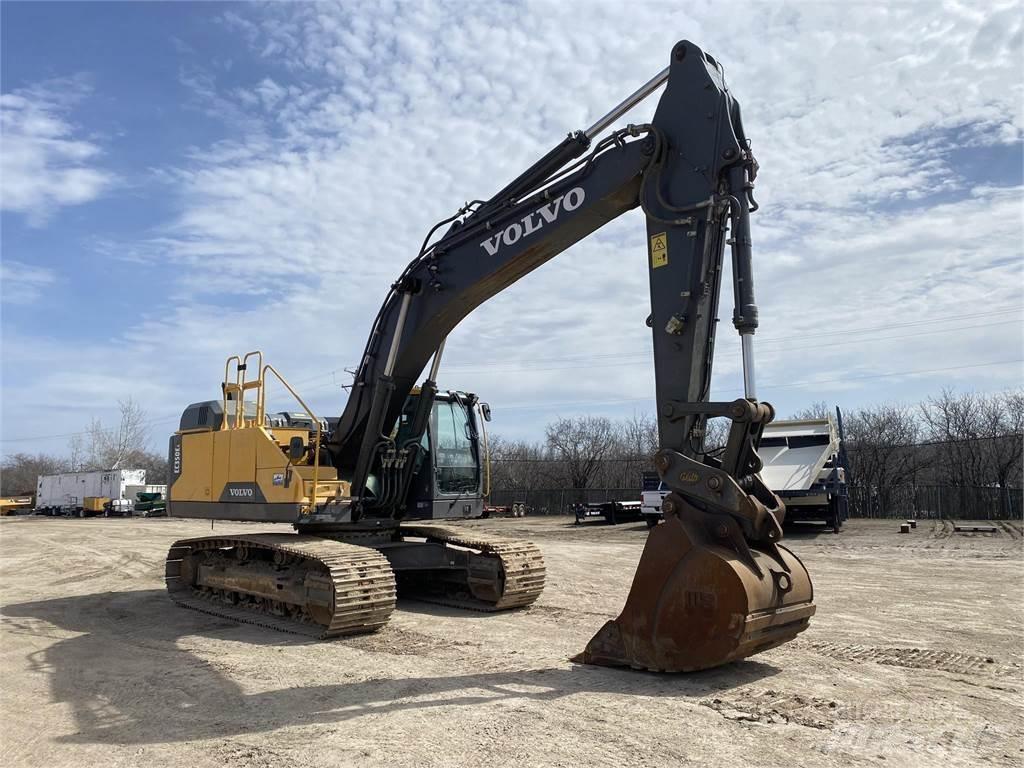Volvo EC350EL Гусеничні екскаватори