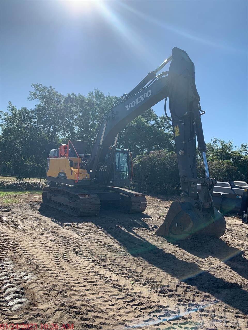 Volvo EC350EL Гусеничні екскаватори