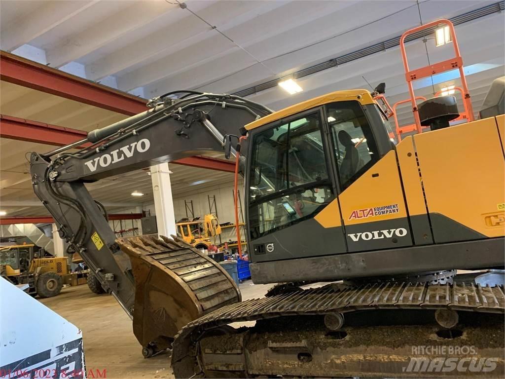 Volvo EC350EL Гусеничні екскаватори