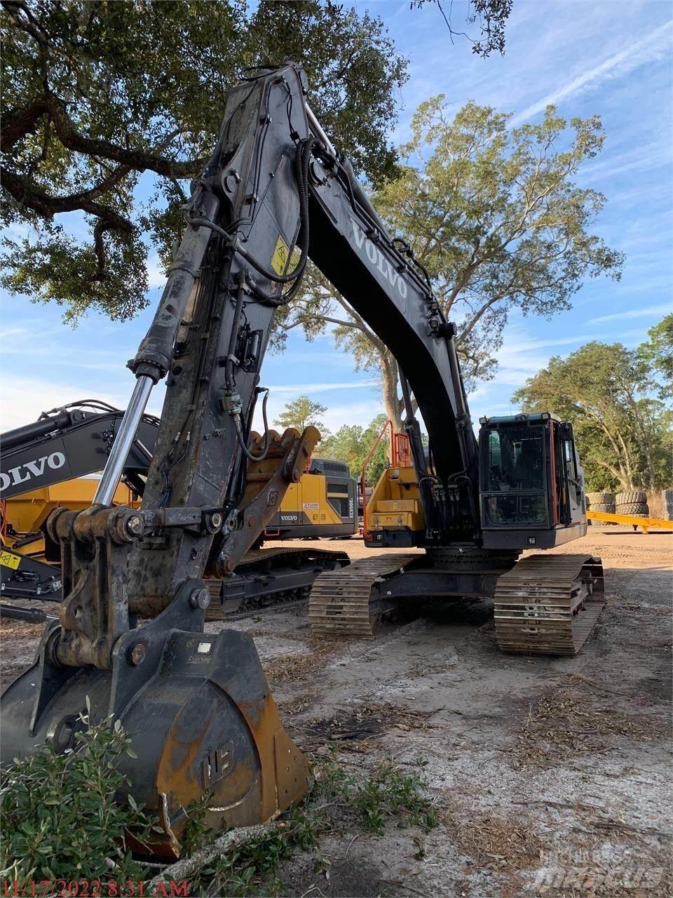 Volvo EC350EL Гусеничні екскаватори