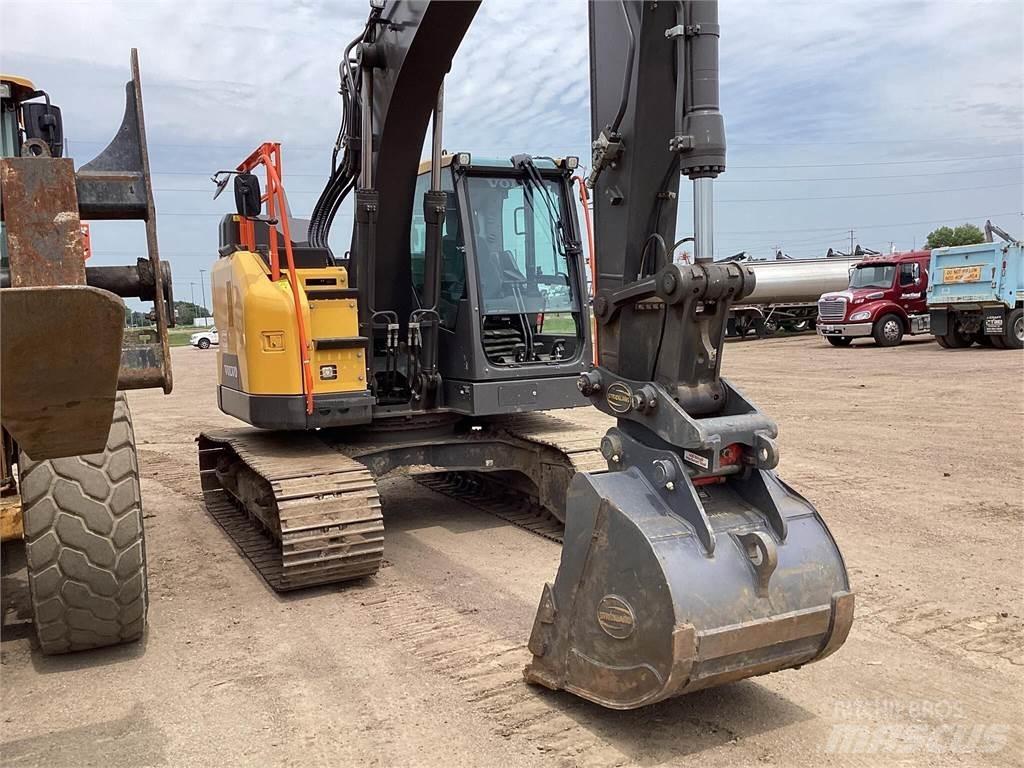 Volvo ECR145EL Гусеничні екскаватори