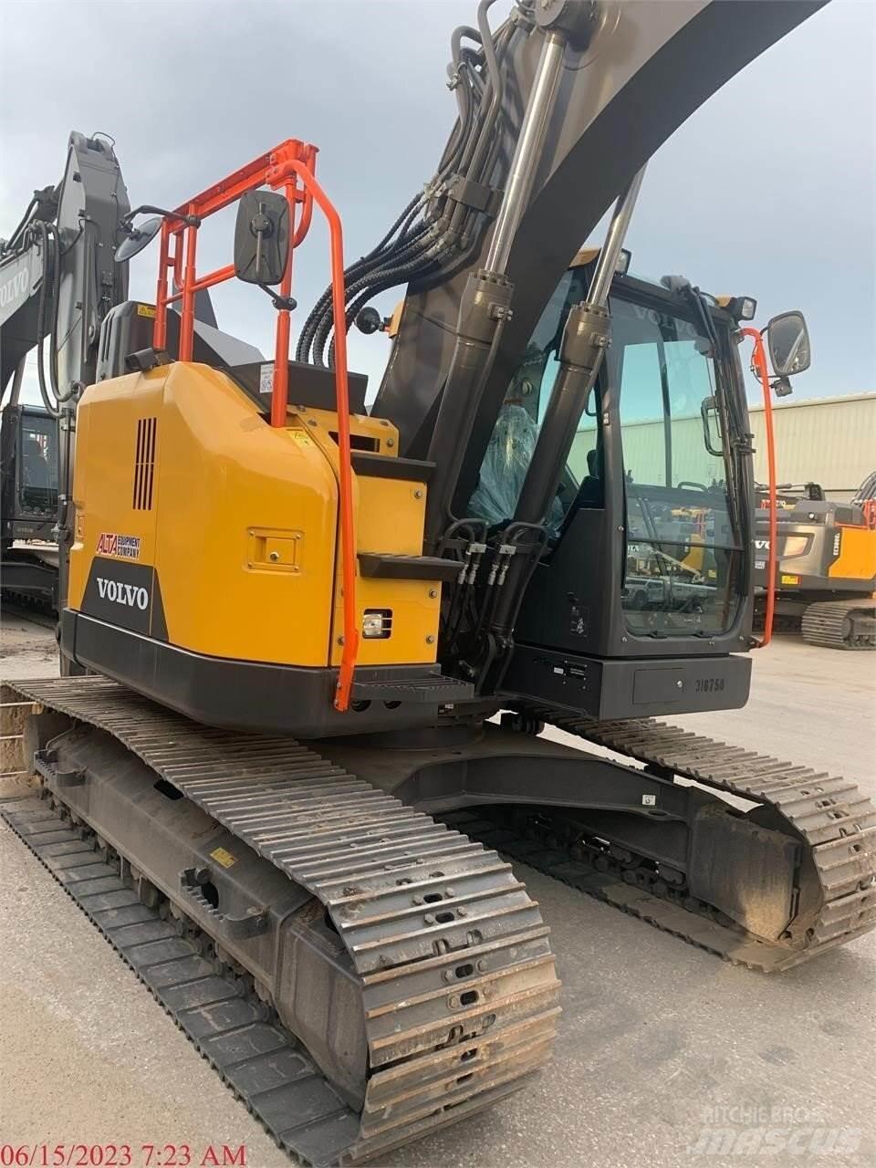 Volvo ECR145EL Гусеничні екскаватори