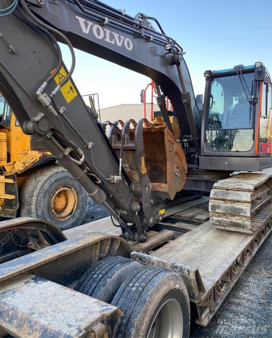 Volvo ECR145EL Гусеничні екскаватори